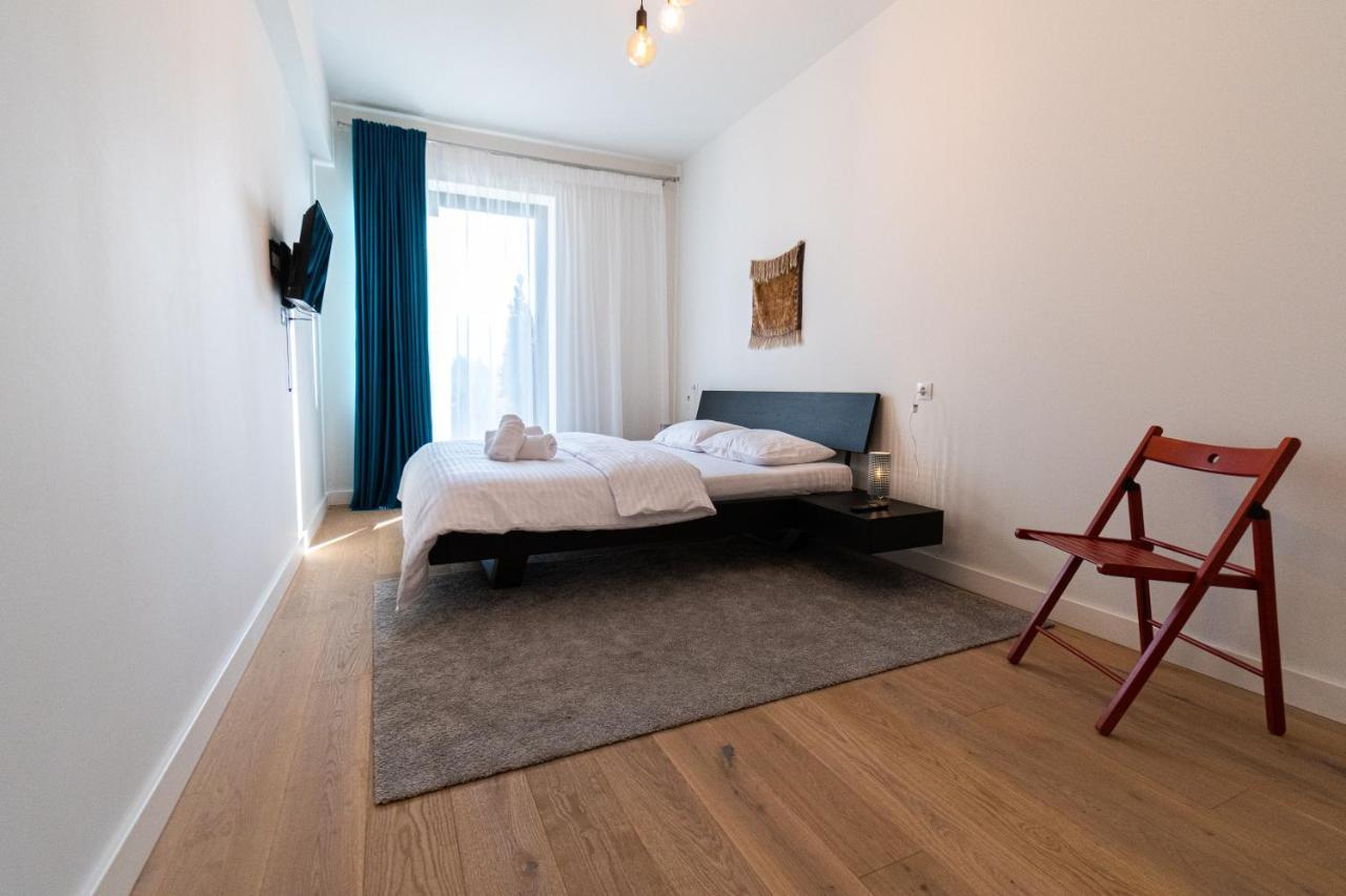 Mirador Bohemian Apt With Views Over Old Town And Tampa Mountain, Near Poiana Брашов Екстериор снимка