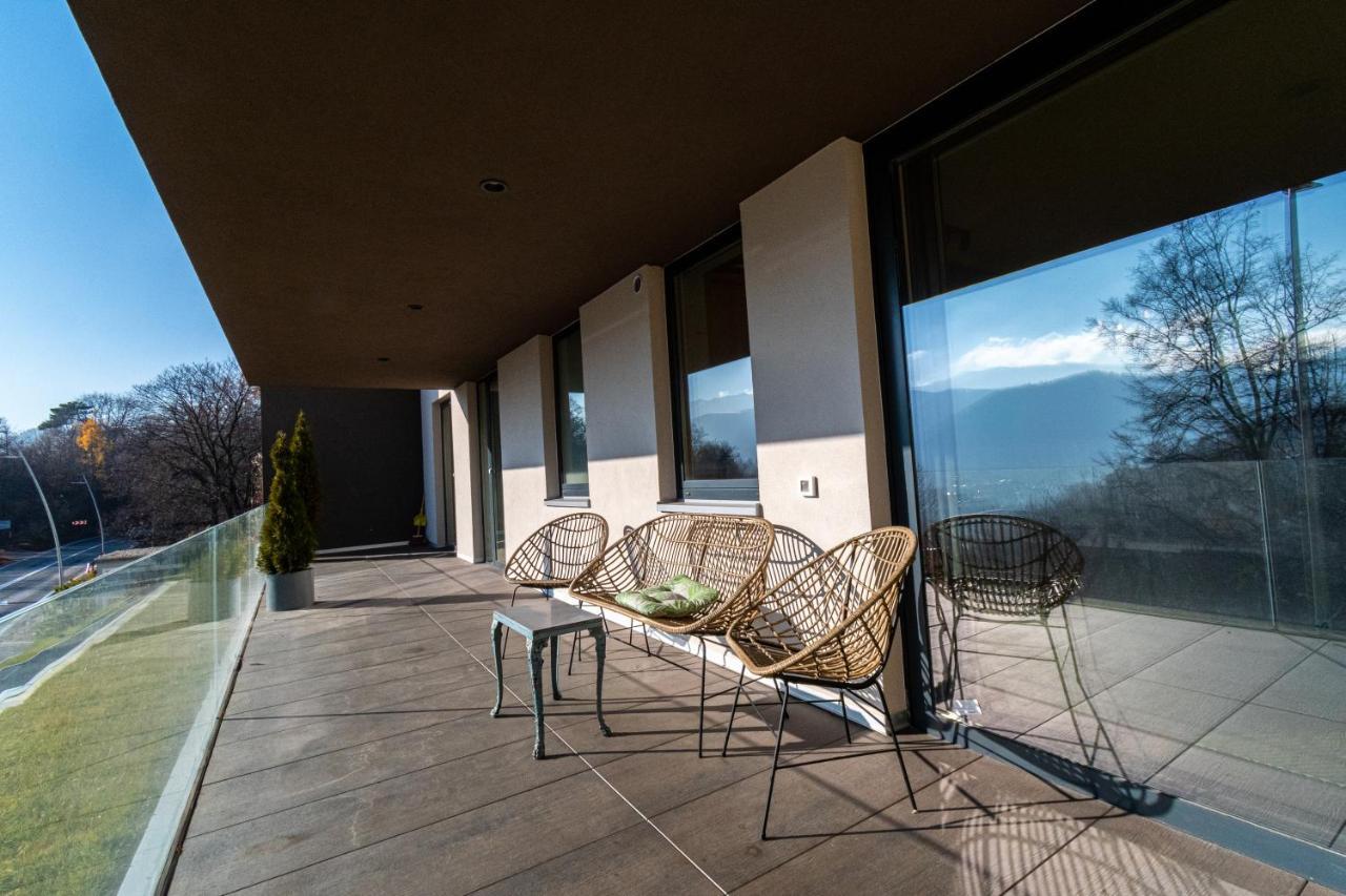 Mirador Bohemian Apt With Views Over Old Town And Tampa Mountain, Near Poiana Брашов Екстериор снимка